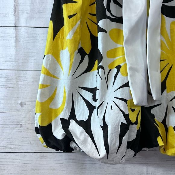 Grifflin Paris Keyhole Front & Back Unique Bubble Hemline Floral Satin Sash 💗 - Picture 4 of 8